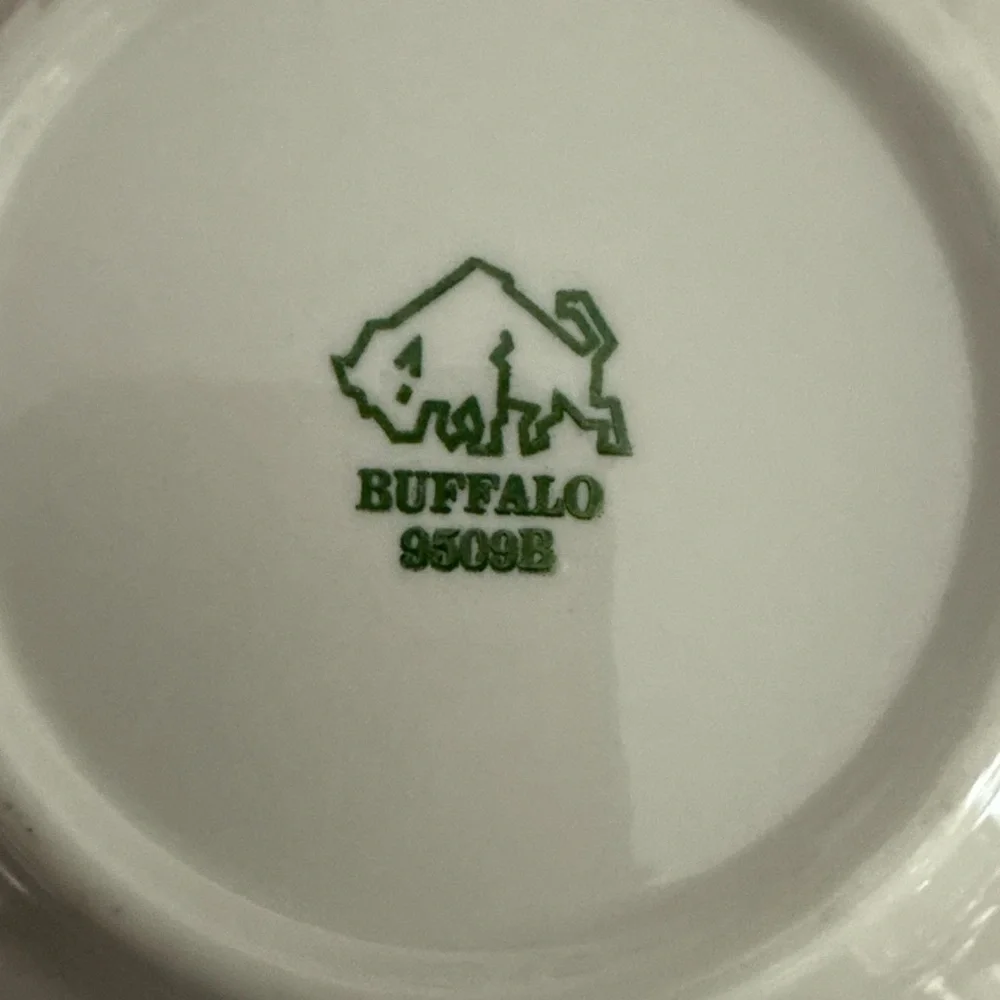 Buffalo China Scalloped Rim Bread Plates‎ Set of 3 Green Buffalo Logo 9509B